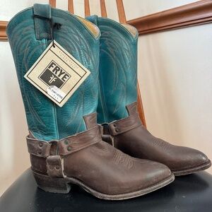 NWT Frye Billy harness western boots